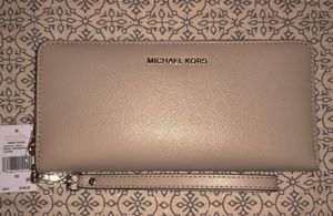 ☂️ SALE ☂️Michael Kors Wallet